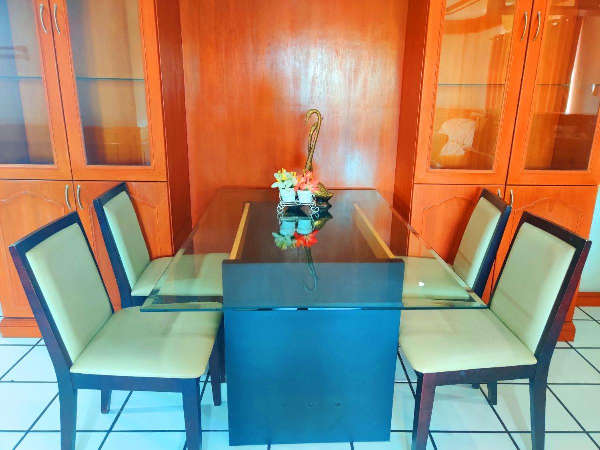 Thong Paeka Hotel Prasat Extérieur photo
